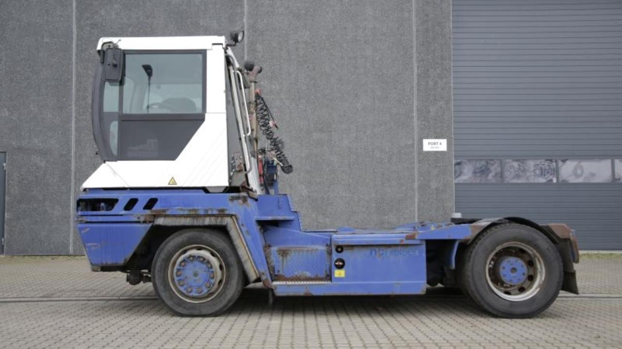 Terberg RT222 - Термінальний трактор: фото 1 Terberg RT222 - Термінальний трактор: фото 1