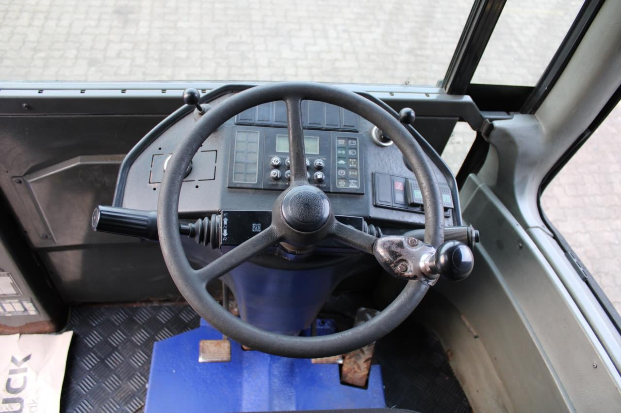 Terberg RT222 - Тягач: фото 4 Terberg RT222 - Тягач: фото 4