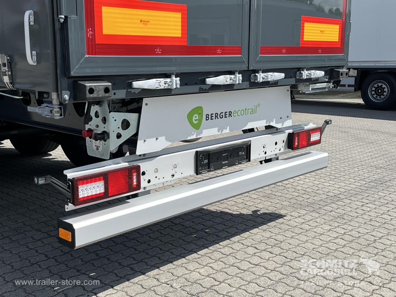 BERGER Auflieger Curtainsider Standard - Тентований напівпричіп: фото 4 BERGER Auflieger Curtainsider Standard - Тентований напівпричіп: фото 4