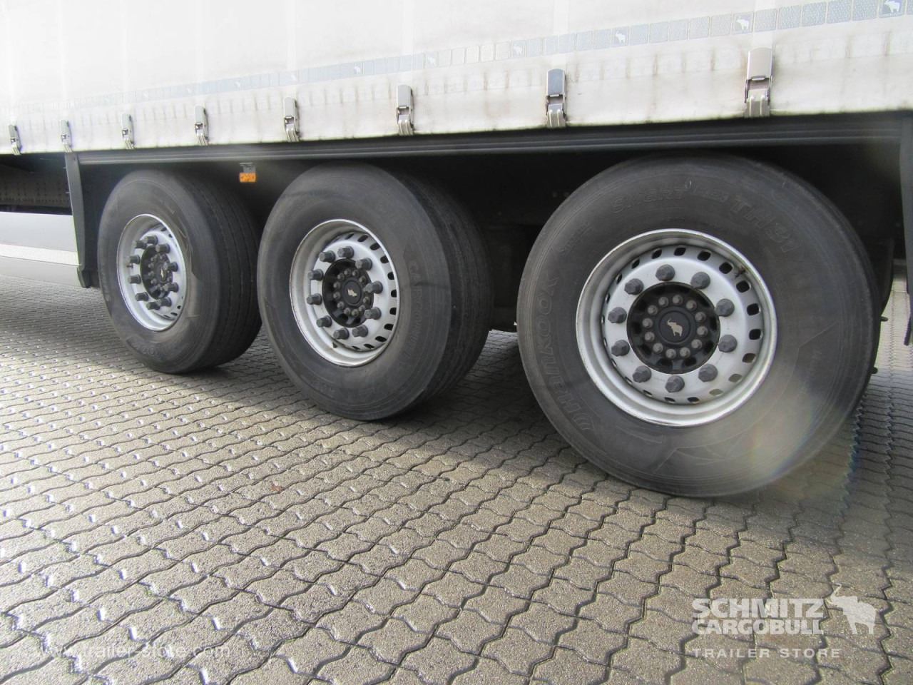 SCHMITZ Auflieger Curtainsider Standard - Тентований напівпричіп: фото 2 SCHMITZ Auflieger Curtainsider Standard - Тентований напівпричіп: фото 2