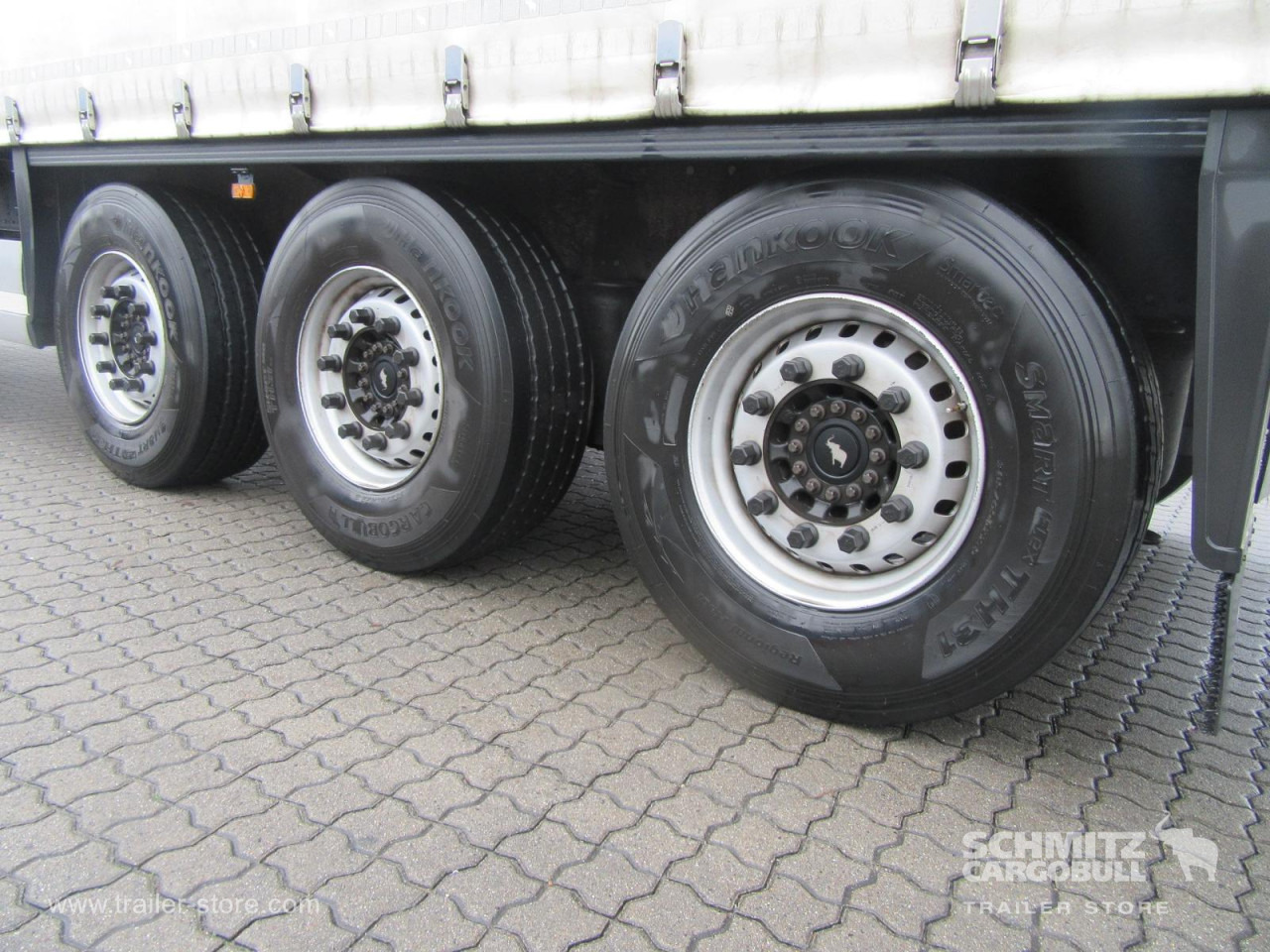 SCHMITZ Auflieger Curtainsider Standard - Тентований напівпричіп: фото 4 SCHMITZ Auflieger Curtainsider Standard - Тентований напівпричіп: фото 4