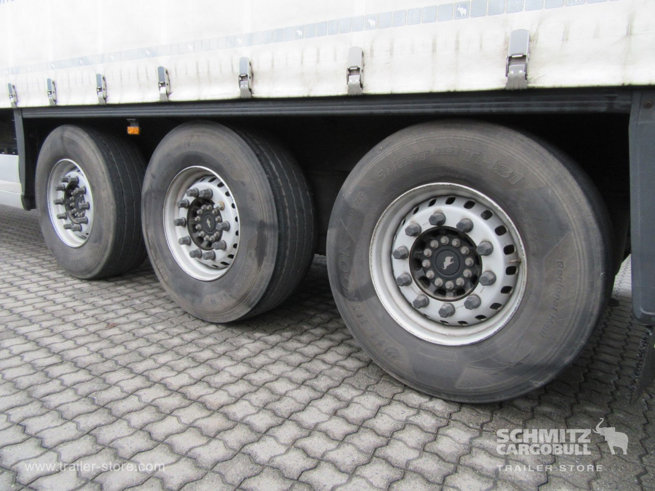 SCHMITZ Auflieger Curtainsider Standard - Тентований напівпричіп: фото 5 SCHMITZ Auflieger Curtainsider Standard - Тентований напівпричіп: фото 5