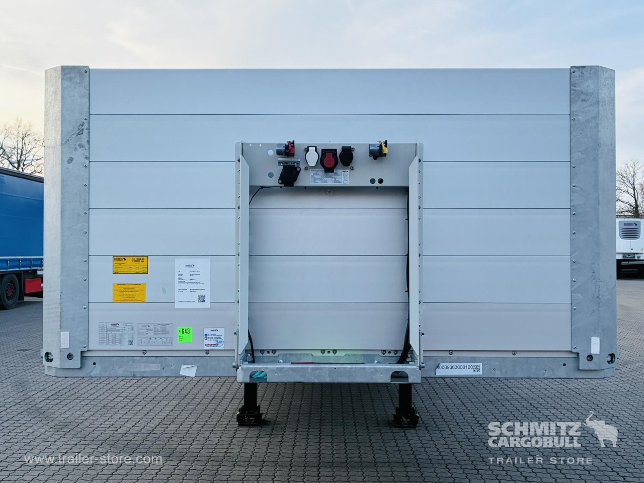 SCHMITZ Auflieger Pritsche - Бортовий напівпричіп/ Платформа: фото 2 SCHMITZ Auflieger Pritsche - Бортовий напівпричіп/ Платформа: фото 2