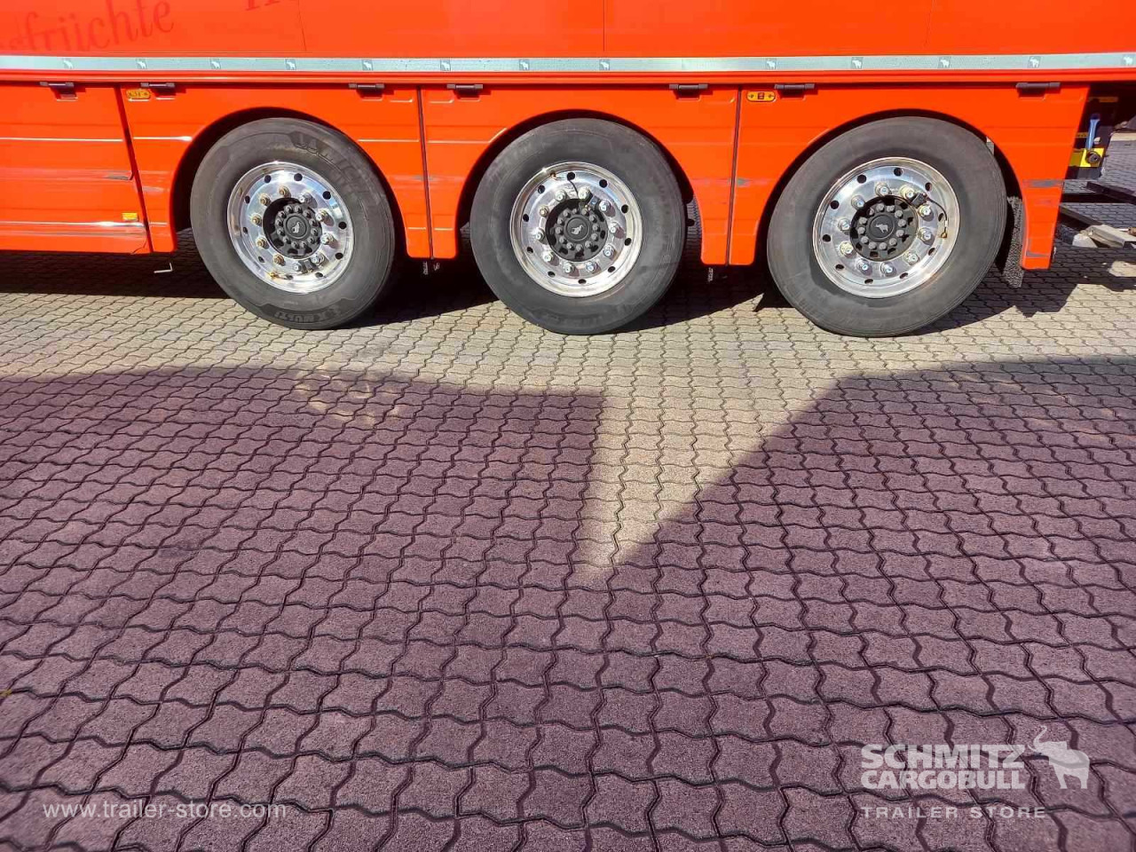 SCHMITZ Auflieger Tiefkühler Multitemp Double deck - Ізотермічний напівпричіп: фото 2 SCHMITZ Auflieger Tiefkühler Multitemp Double deck - Ізотермічний напівпричіп: фото 2