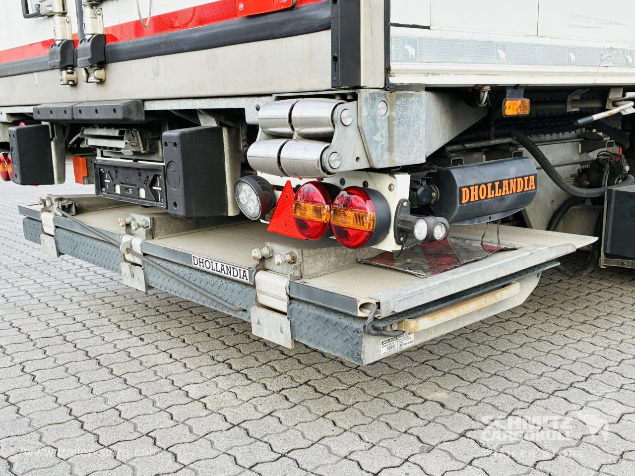 SCHMITZ Auflieger Tiefkühler Multitemp Taillift - Ізотермічний напівпричіп: фото 5 SCHMITZ Auflieger Tiefkühler Multitemp Taillift - Ізотермічний напівпричіп: фото 5