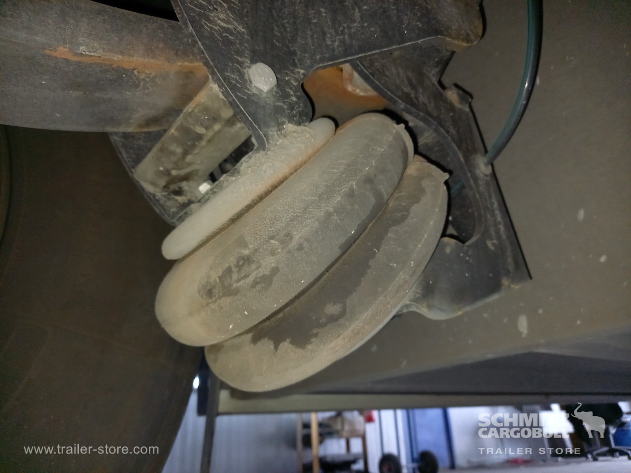 SCHMITZ Auflieger Tiefkühler Standard Double deck - Ізотермічний напівпричіп: фото 3 SCHMITZ Auflieger Tiefkühler Standard Double deck - Ізотермічний напівпричіп: фото 3