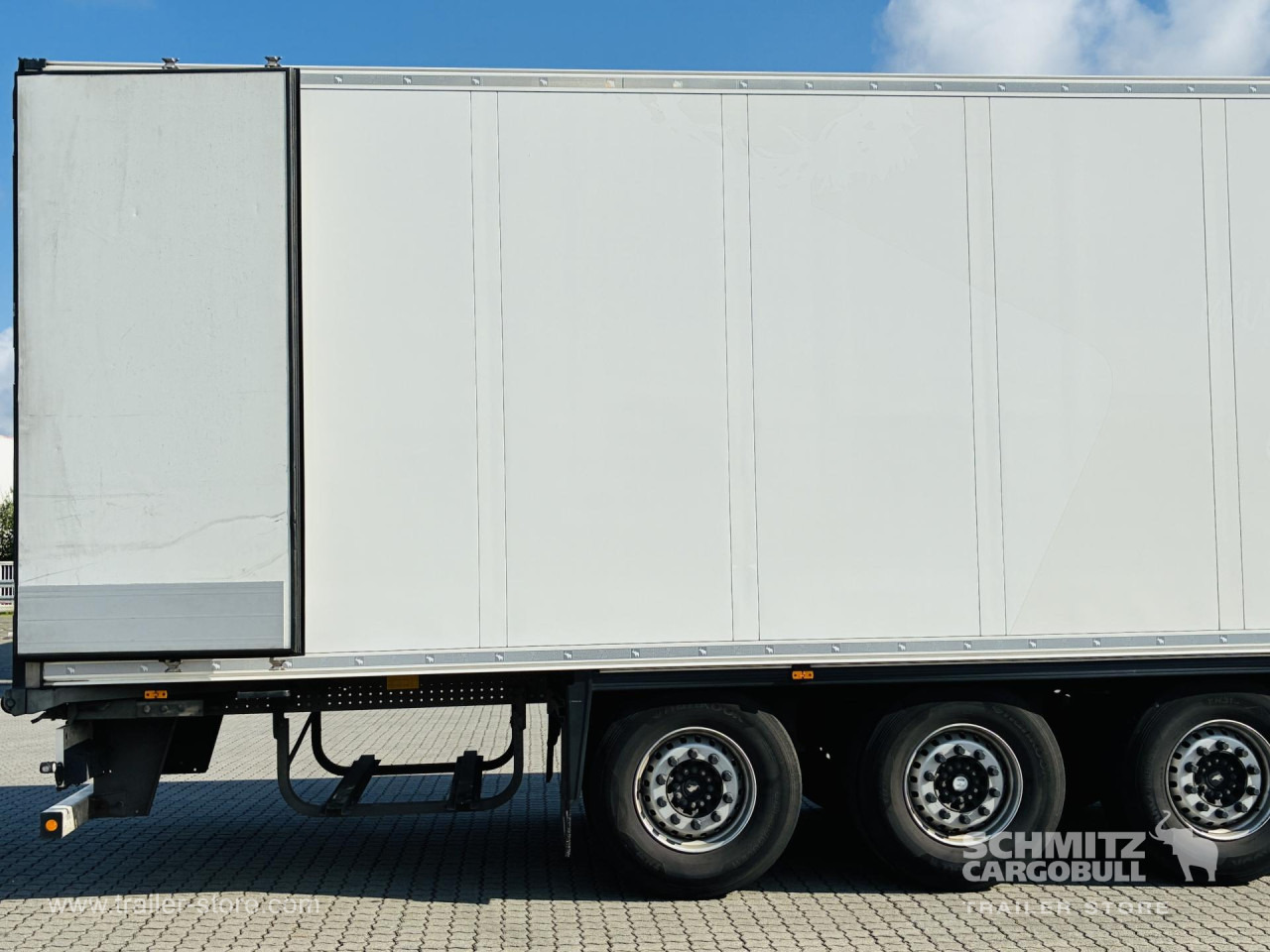 SCHMITZ Auflieger Tiefkühler Standard Double deck - Ізотермічний напівпричіп: фото 2 SCHMITZ Auflieger Tiefkühler Standard Double deck - Ізотермічний напівпричіп: фото 2