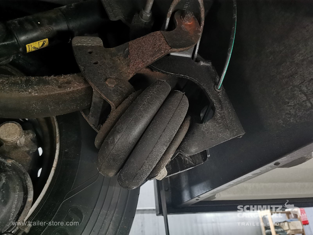 SCHMITZ Auflieger Tiefkühler Standard Double deck - Ізотермічний напівпричіп: фото 3 SCHMITZ Auflieger Tiefkühler Standard Double deck - Ізотермічний напівпричіп: фото 3