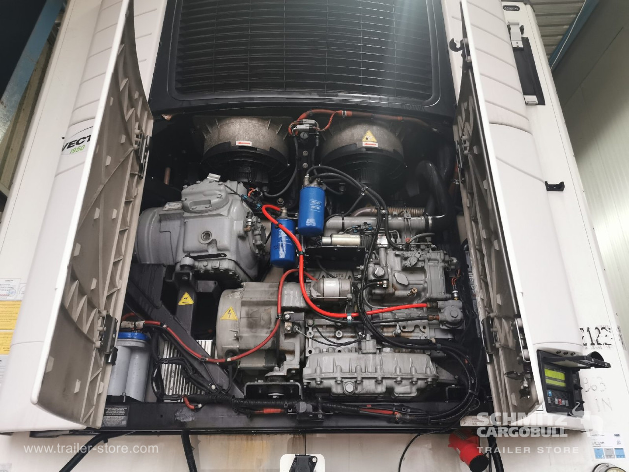 SCHMITZ Auflieger Tiefkühler Standard Double deck - Ізотермічний напівпричіп: фото 5 SCHMITZ Auflieger Tiefkühler Standard Double deck - Ізотермічний напівпричіп: фото 5