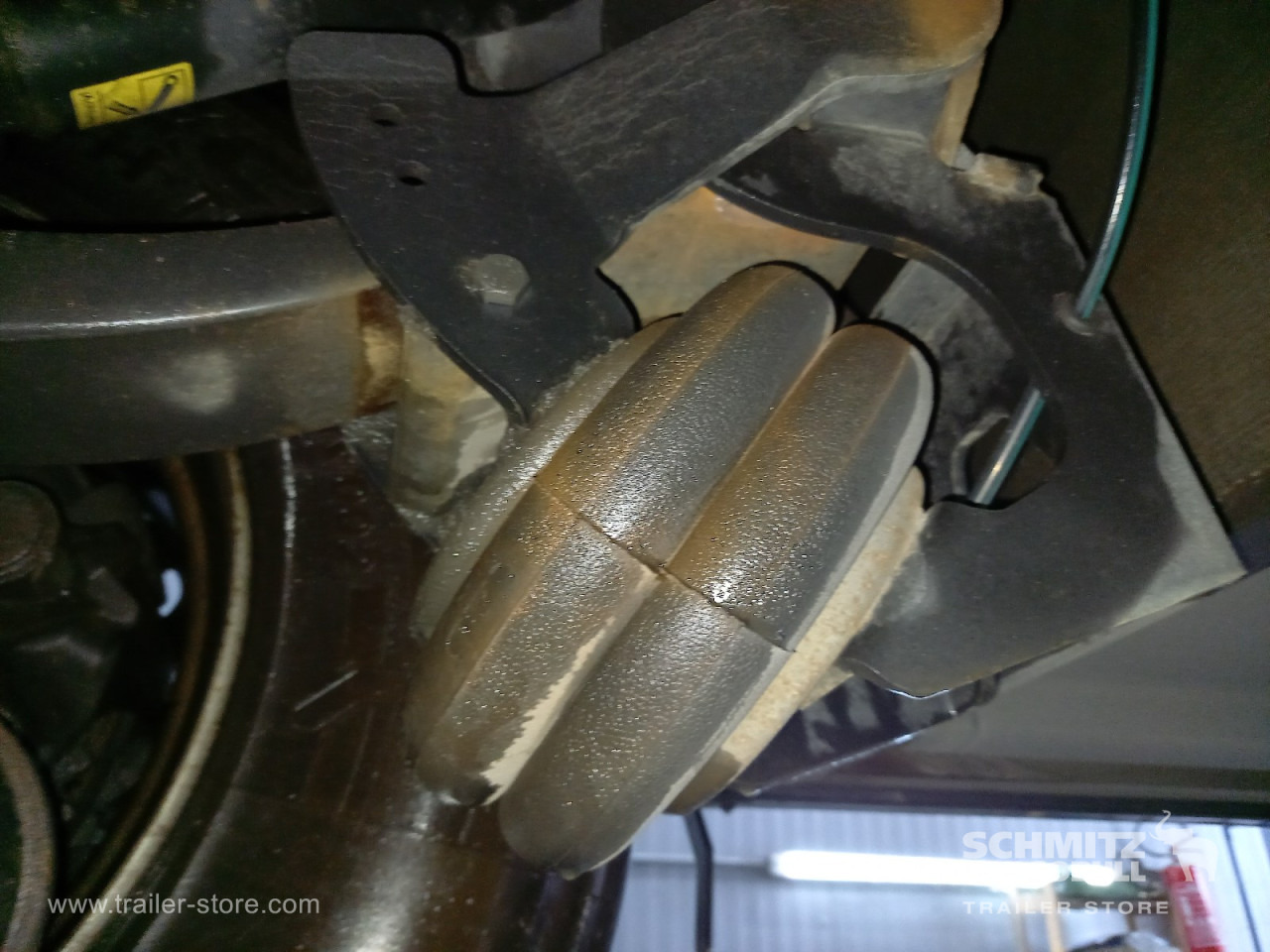 SCHMITZ Auflieger Tiefkühler Standard Double deck - Ізотермічний напівпричіп: фото 3 SCHMITZ Auflieger Tiefkühler Standard Double deck - Ізотермічний напівпричіп: фото 3