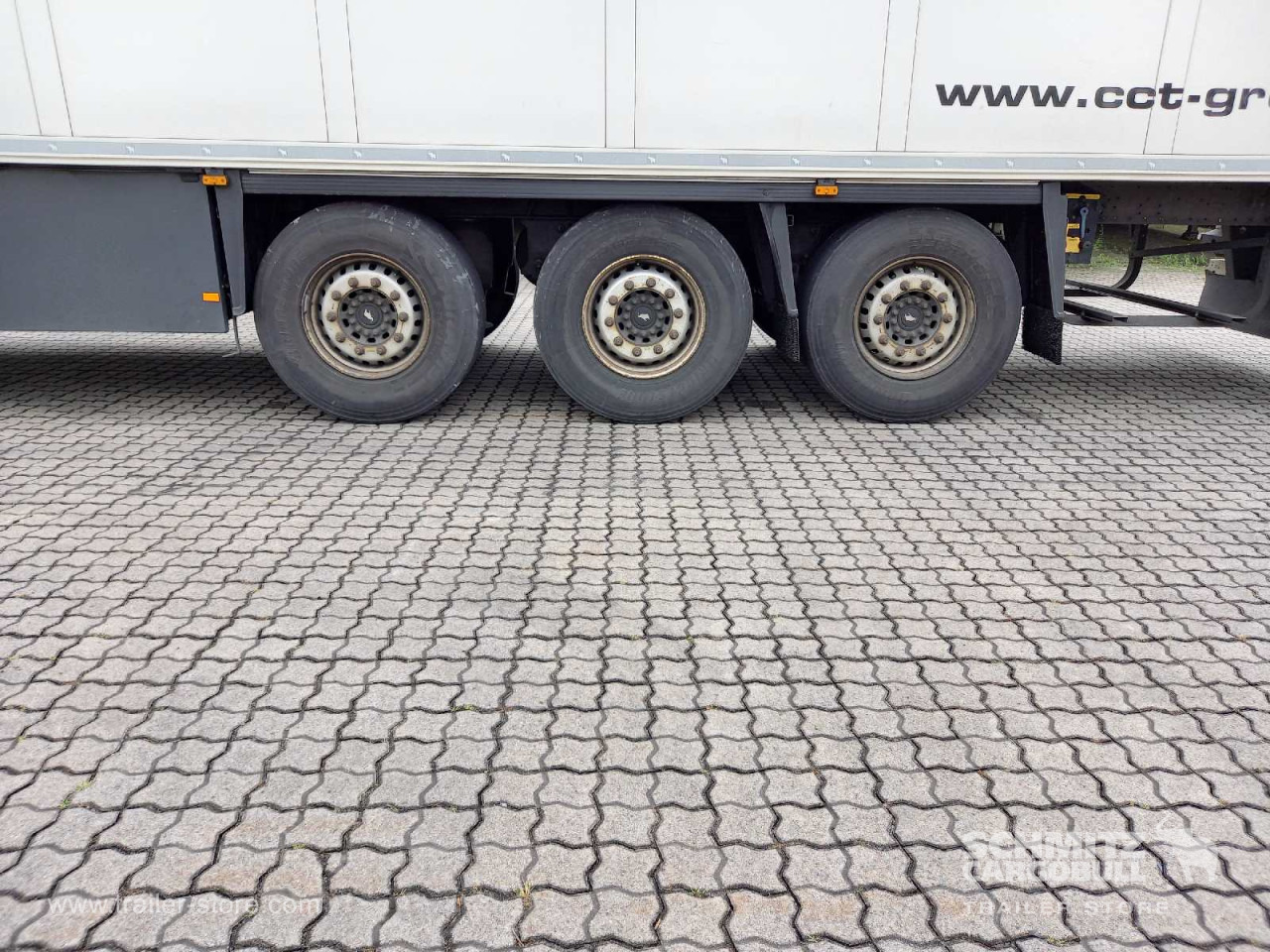 SCHMITZ Auflieger Tiefkühler Standard Double deck - Ізотермічний напівпричіп: фото 2 SCHMITZ Auflieger Tiefkühler Standard Double deck - Ізотермічний напівпричіп: фото 2