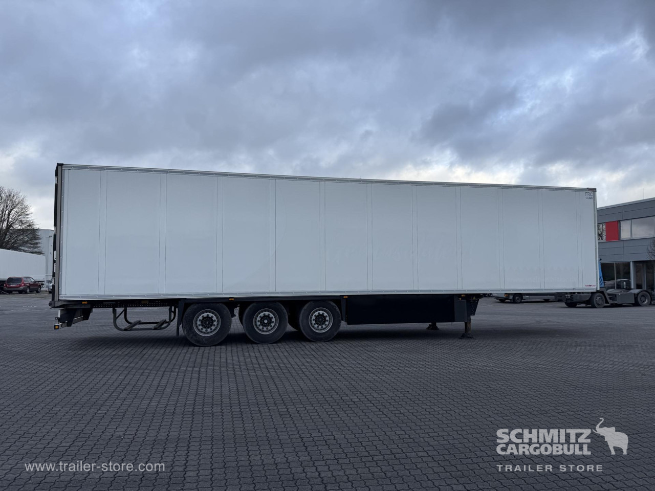 SCHMITZ Auflieger Tiefkühler Standard Double deck - Ізотермічний напівпричіп: фото 2 SCHMITZ Auflieger Tiefkühler Standard Double deck - Ізотермічний напівпричіп: фото 2