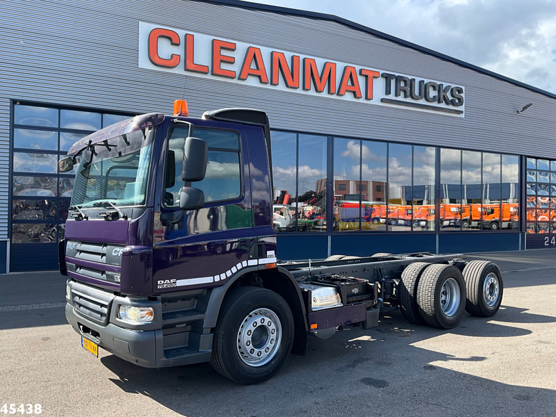 DAF FAN 75 CF 250 Chassis cabine with PTO Just 143.864 km! - Вантажівка шасі: фото 1 DAF FAN 75 CF 250 Chassis cabine with PTO Just 143.864 km! - Вантажівка шасі: фото 1