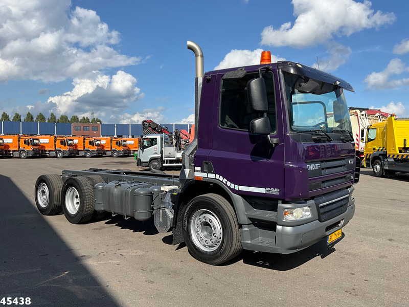 DAF FAN 75 CF 250 Chassis cabine with PTO Just 143.864 km! - Вантажівка шасі: фото 5 DAF FAN 75 CF 250 Chassis cabine with PTO Just 143.864 km! - Вантажівка шасі: фото 5