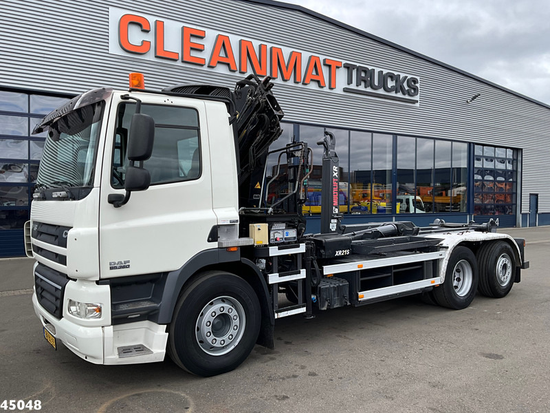 DAF FAN 85 CF 360 Euro 5 Hiab 12 Tonmeter laadkraan - Гаковий мультиліфт вантажівка, Вантажівка з маніпулятором: фото 2 DAF FAN 85 CF 360 Euro 5 Hiab 12 Tonmeter laadkraan - Гаковий мультиліфт вантажівка, Вантажівка з маніпулятором: фото 2