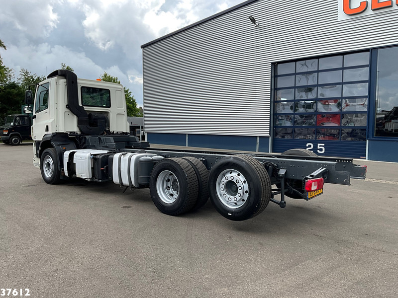 DAF FAN CF 330 Euro 6 Chassis cabine met kraanponton! Just 102.023 km! - Вантажівка шасі: фото 5 DAF FAN CF 330 Euro 6 Chassis cabine met kraanponton! Just 102.023 km! - Вантажівка шасі: фото 5