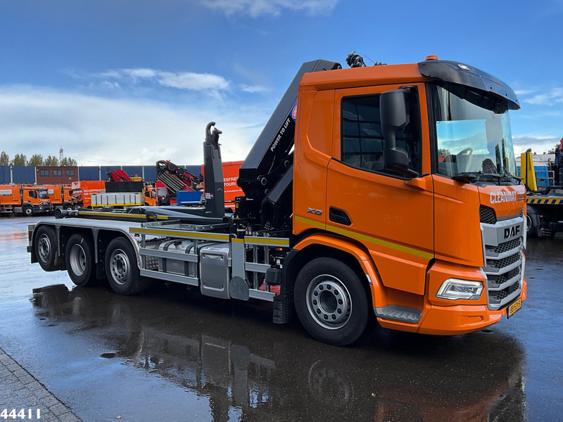 DAF FAQ XD 450 8x2 Euro 6 HMF 28 Tonmeter laadkraan - Гаковий мультиліфт вантажівка, Вантажівка з маніпулятором: фото 3 DAF FAQ XD 450 8x2 Euro 6 HMF 28 Tonmeter laadkraan - Гаковий мультиліфт вантажівка, Вантажівка з маніпулятором: фото 3