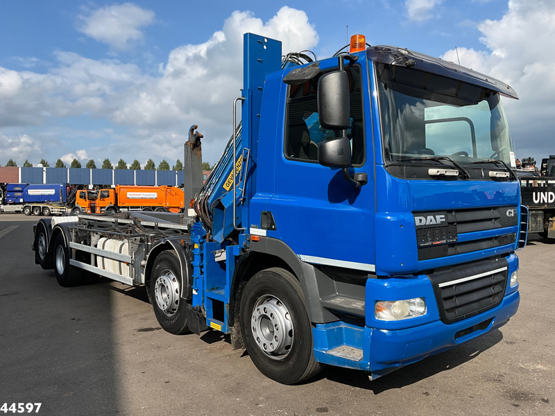 DAF FAX 85 CF 360 8x2 Euro 5 Hiab 16 Tonmeter laadkraan - Гаковий мультиліфт вантажівка, Вантажівка з маніпулятором: фото 3 DAF FAX 85 CF 360 8x2 Euro 5 Hiab 16 Tonmeter laadkraan - Гаковий мультиліфт вантажівка, Вантажівка з маніпулятором: фото 3