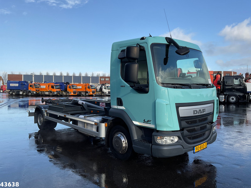 DAF LF 180 Euro 6 14 Ton haakarmsysteem Just 117.371 km! - Гаковий мультиліфт вантажівка: фото 5 DAF LF 180 Euro 6 14 Ton haakarmsysteem Just 117.371 km! - Гаковий мультиліфт вантажівка: фото 5