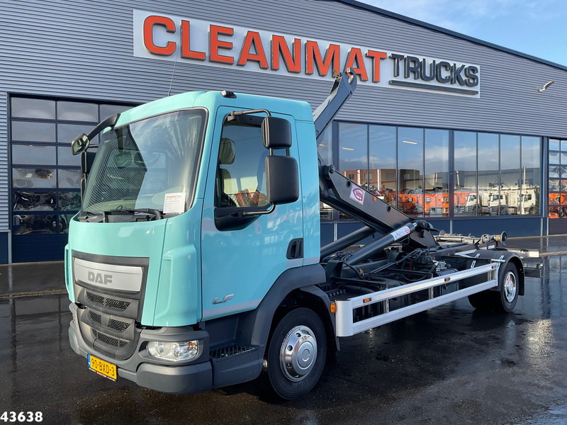 DAF LF 180 Euro 6 14 Ton haakarmsysteem - Гаковий мультиліфт вантажівка: фото 1 DAF LF 180 Euro 6 14 Ton haakarmsysteem - Гаковий мультиліфт вантажівка: фото 1