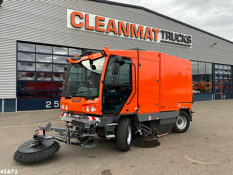 Dulevo 6000T Euro 6 met 3-e borstel - Підмітально-прибиральна машина: фото 4 Dulevo 6000T Euro 6 met 3-e borstel - Підмітально-прибиральна машина: фото 4