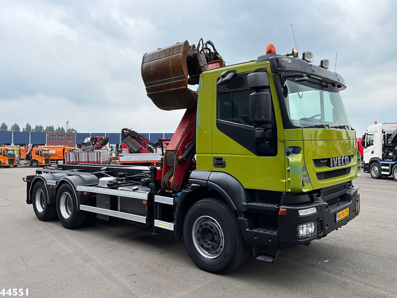 Iveco AD260T41 6x4 HMF 16 Tonmeter Z-kraan - Тросовий мультиліфт, Вантажівка з маніпулятором: фото 3 Iveco AD260T41 6x4 HMF 16 Tonmeter Z-kraan - Тросовий мультиліфт, Вантажівка з маніпулятором: фото 3