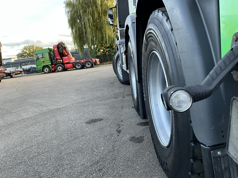 MAN TGA 41.440 8x4 Full Steel AJK 26 Ton haakarmsysteem + Laadplateau met Hiab 28 Tonmeter laadkraan - Гаковий мультиліфт вантажівка: фото 4 MAN TGA 41.440 8x4 Full Steel AJK 26 Ton haakarmsysteem + Laadplateau met Hiab 28 Tonmeter laadkraan - Гаковий мультиліфт вантажівка: фото 4