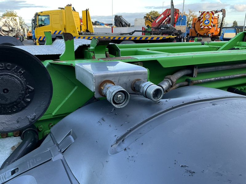 MAN TGA 41.440 8x4 Full Steel AJK 26 Ton haakarmsysteem + Laadplateau met Hiab 28 Tonmeter laadkraan - Гаковий мультиліфт вантажівка: фото 3 MAN TGA 41.440 8x4 Full Steel AJK 26 Ton haakarmsysteem + Laadplateau met Hiab 28 Tonmeter laadkraan - Гаковий мультиліфт вантажівка: фото 3