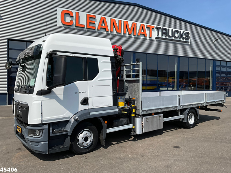 MAN TGL 12.220 Euro 6 Palfinger 11 Tonmeter laadkraan Just 54.870 km! - Вантажівка з маніпулятором: фото 2 MAN TGL 12.220 Euro 6 Palfinger 11 Tonmeter laadkraan Just 54.870 km! - Вантажівка з маніпулятором: фото 2