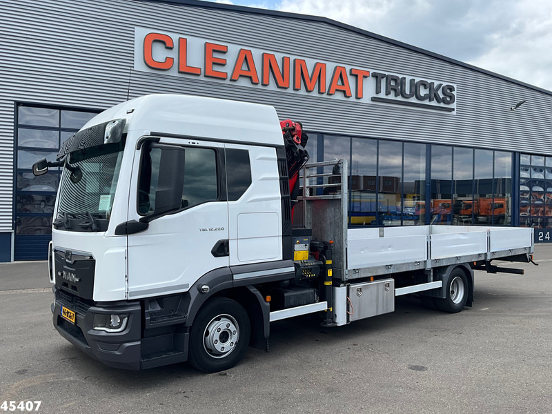 MAN TGL 12.220 Euro 6 Palfinger 11 Tonmeter laadkraan Just 60.518 km! - Вантажівка з маніпулятором: фото 2 MAN TGL 12.220 Euro 6 Palfinger 11 Tonmeter laadkraan Just 60.518 km! - Вантажівка з маніпулятором: фото 2