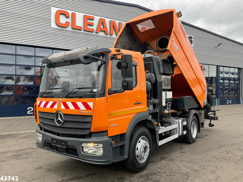 Mercedes-Benz ATEGO 1523 Faun VIAJET 6 R/HS Wegdekreiniger Just 14.776 km! - Підмітально-прибиральна машина: фото 3 Mercedes-Benz ATEGO 1523 Faun VIAJET 6 R/HS Wegdekreiniger Just 14.776 km! - Підмітально-прибиральна машина: фото 3