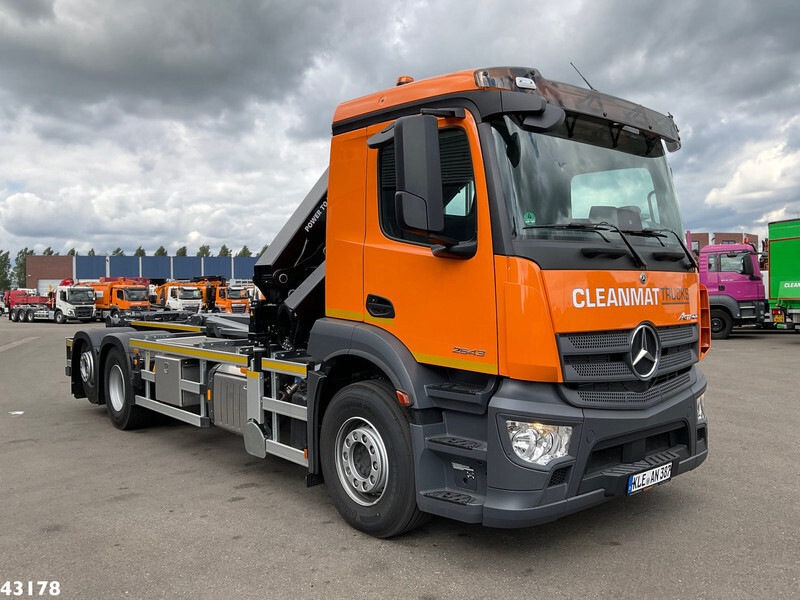 Mercedes-Benz Actros 2643 Euro 6 HMF 23 Tonmeter laadkraan - Гаковий мультиліфт вантажівка, Вантажівка з маніпулятором: фото 4 Mercedes-Benz Actros 2643 Euro 6 HMF 23 Tonmeter laadkraan - Гаковий мультиліфт вантажівка, Вантажівка з маніпулятором: фото 4