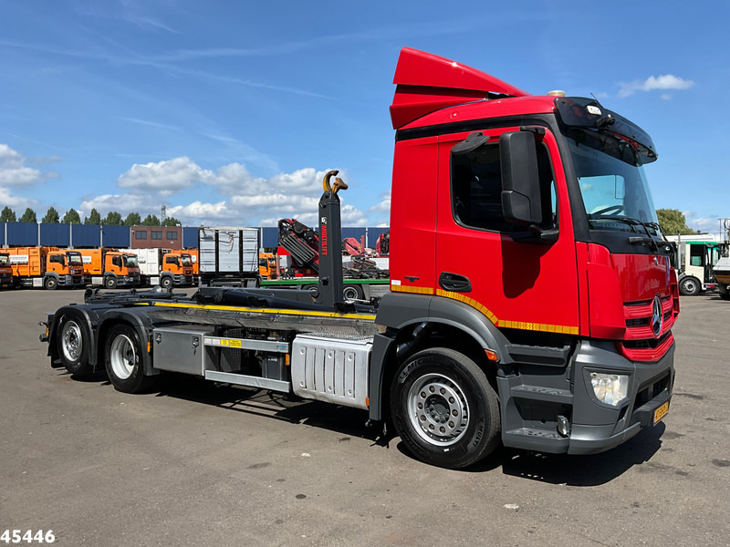 Mercedes-Benz Antos 2543 Euro 6 Multilift 26 Ton haakarmsysteem - Гаковий мультиліфт вантажівка: фото 3 Mercedes-Benz Antos 2543 Euro 6 Multilift 26 Ton haakarmsysteem - Гаковий мультиліфт вантажівка: фото 3