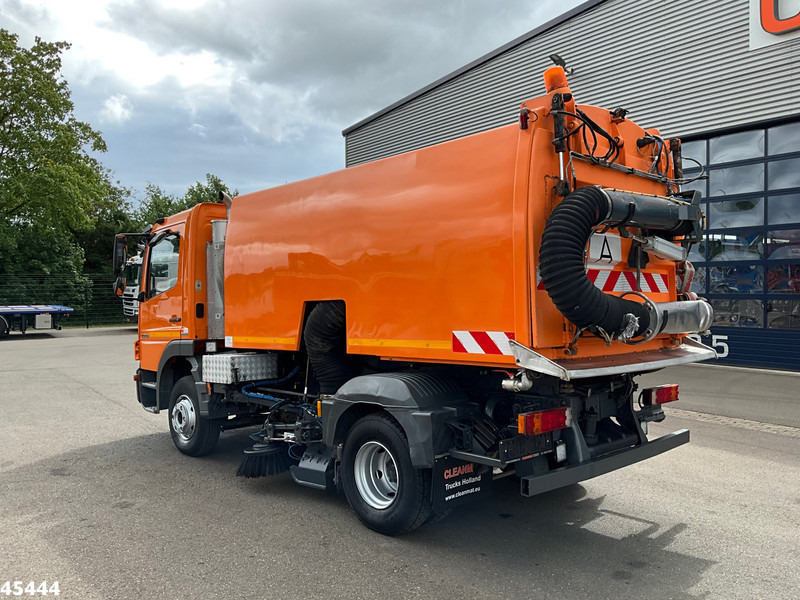 Mercedes-Benz Atego 1018 Brock Left and right sweeper Just 141.848 km! - Підмітально-прибиральна машина: фото 2 Mercedes-Benz Atego 1018 Brock Left and right sweeper Just 141.848 km! - Підмітально-прибиральна машина: фото 2