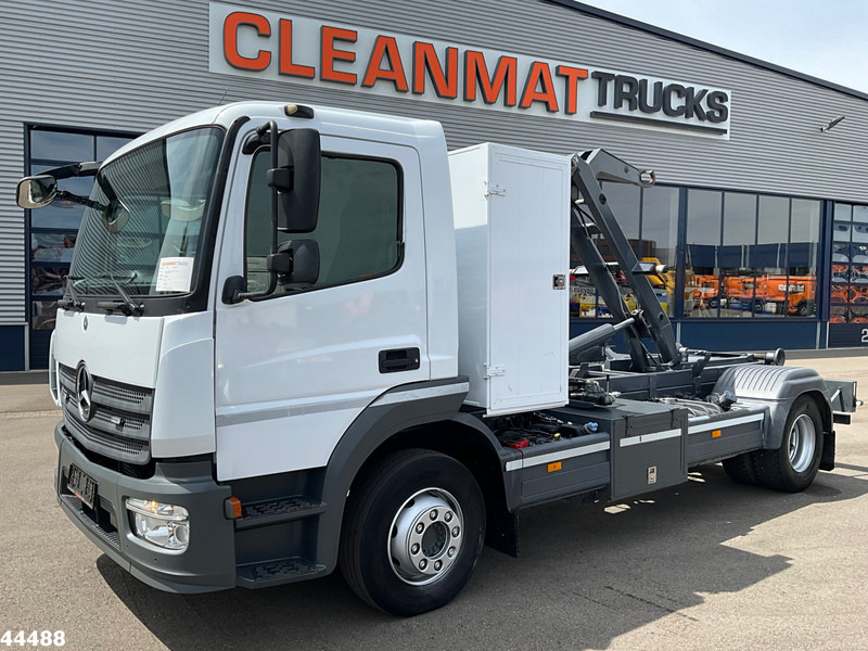 Mercedes-Benz Atego 1218 Euro 6 Manual 7 Ton haakarmsysteem - Гаковий мультиліфт вантажівка: фото 1 Mercedes-Benz Atego 1218 Euro 6 Manual 7 Ton haakarmsysteem - Гаковий мультиліфт вантажівка: фото 1