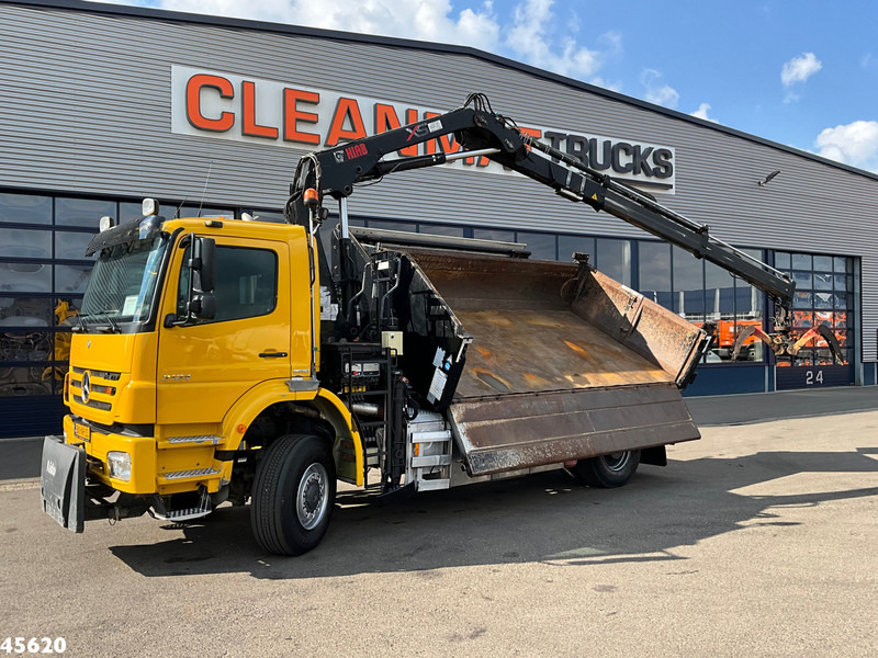 Mercedes-Benz Axor 2124 AK 4x4 Hiab 12 Tonmeter laadkraan Just 208.719 km! - Самоскид вантажівка, Вантажівка з маніпулятором: фото 2 Mercedes-Benz Axor 2124 AK 4x4 Hiab 12 Tonmeter laadkraan Just 208.719 km! - Самоскид вантажівка, Вантажівка з маніпулятором: фото 2