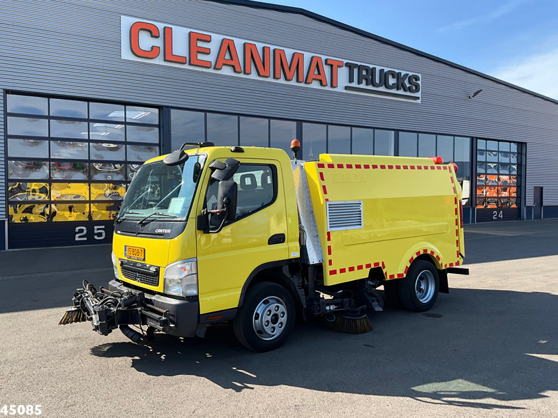 Mitsubishi Canter 7C15 Brock sweeper Just 94.095 km! - Підмітально-прибиральна машина: фото 3 Mitsubishi Canter 7C15 Brock sweeper Just 94.095 km! - Підмітально-прибиральна машина: фото 3