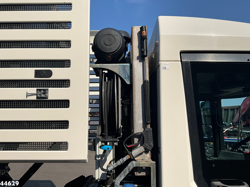 Підмітально-прибиральна машина Ravo 540 CD Euro 6 with 3-rd brush: фото 10 Підмітально-прибиральна машина Ravo 540 CD Euro 6 with 3-rd brush: фото 10