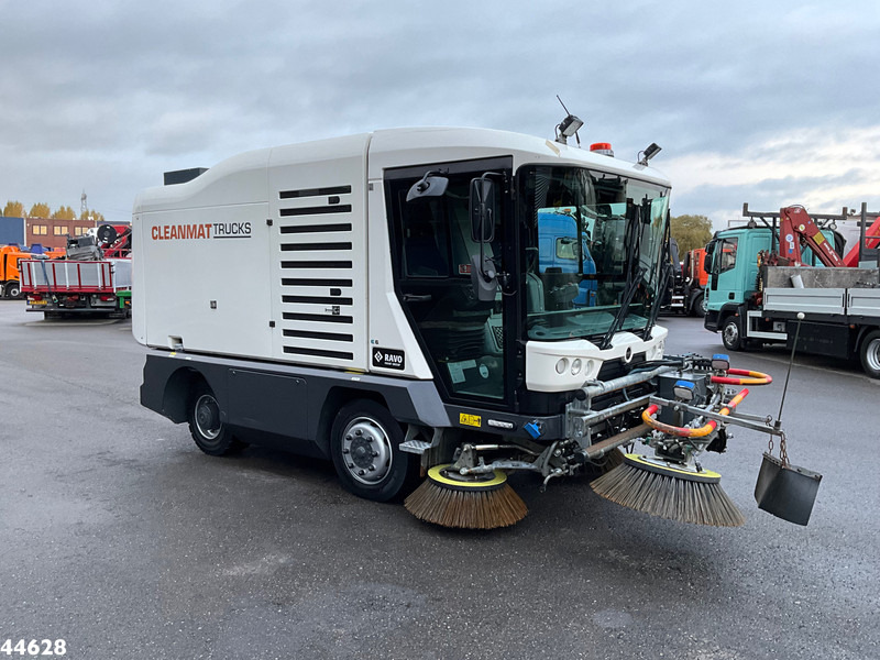 Ravo 540 Euro 6 with 3-rd brush - Підмітально-прибиральна машина: фото 4 Ravo 540 Euro 6 with 3-rd brush - Підмітально-прибиральна машина: фото 4