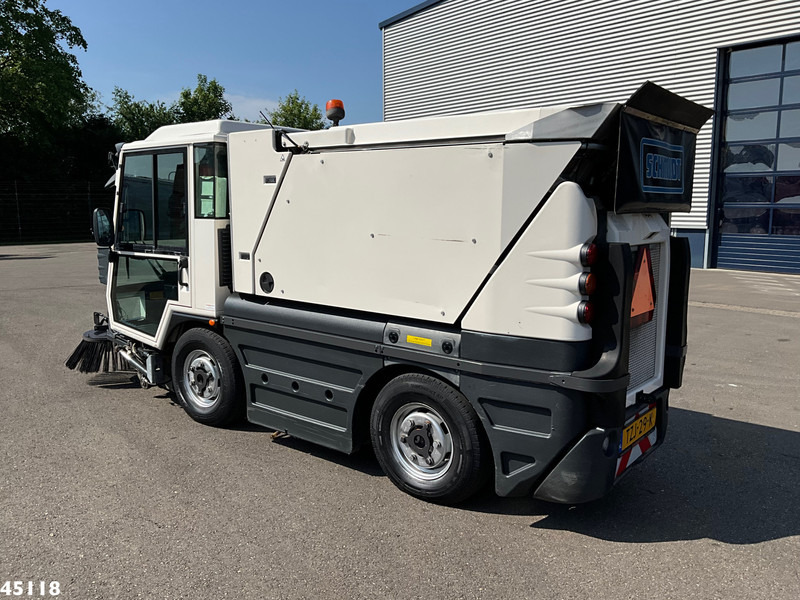 Schmidt Swingo Compact 200 Euro 6 - Підмітально-прибиральна машина: фото 5 Schmidt Swingo Compact 200 Euro 6 - Підмітально-прибиральна машина: фото 5