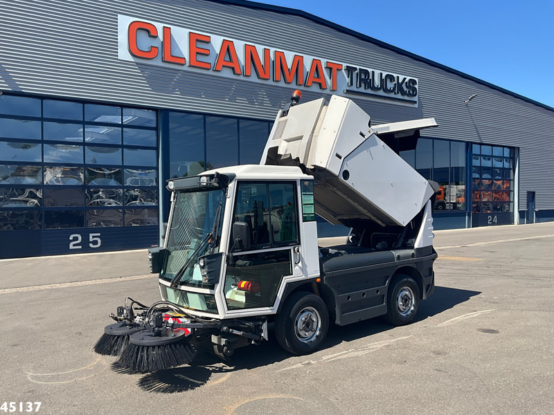 Schmidt Swingo Compact 200 Euro 6 - Підмітально-прибиральна машина: фото 1 Schmidt Swingo Compact 200 Euro 6 - Підмітально-прибиральна машина: фото 1
