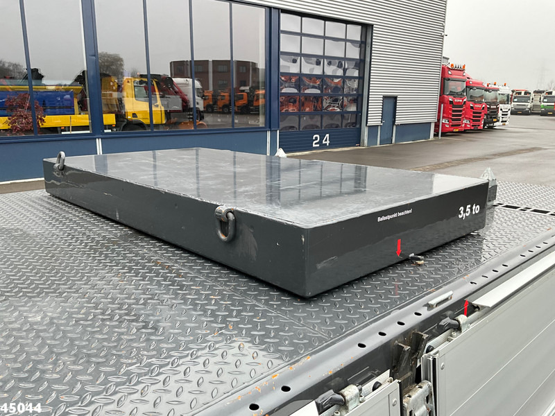 Тягач Volvo FH 540 8x2 Fassi 145 Tonmeter laadkraan + Fly-JIb Just 7.187 Km! Demo voertuig!: фото 14