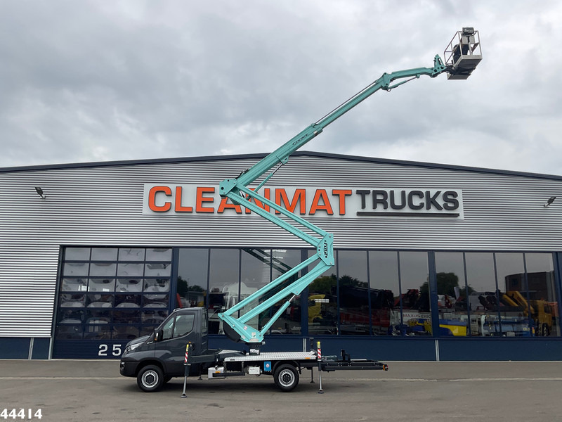 Iveco Daily 35S12 20 Meter hoogwerker + JIB Just 6.039 km! - Вантажівка: фото 1 Iveco Daily 35S12 20 Meter hoogwerker + JIB Just 6.039 km! - Вантажівка: фото 1