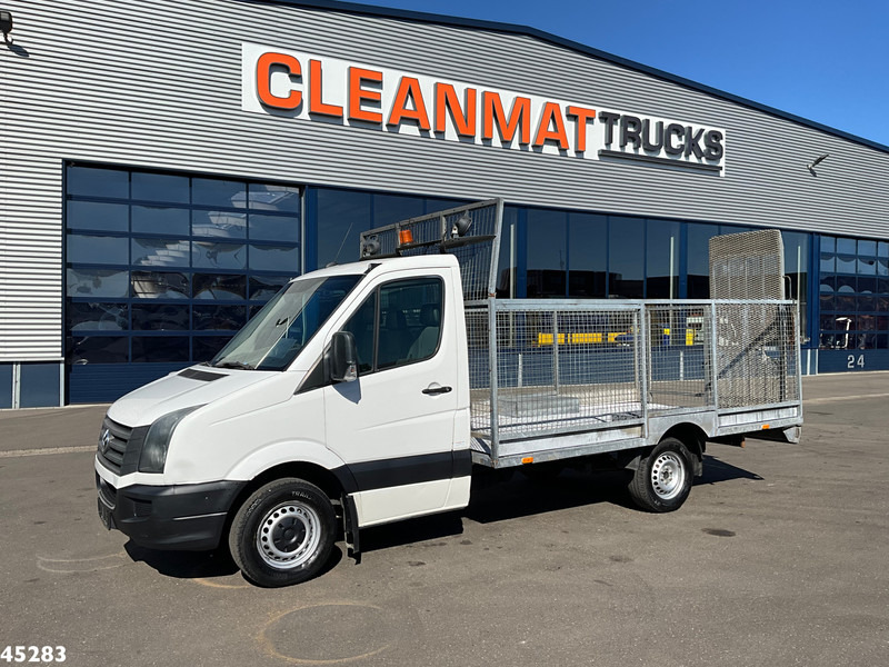 Volkswagen Crafter 35 2.0 Manual met Oprijramp - Бортова вантажівка/ Платформа: фото 2 Volkswagen Crafter 35 2.0 Manual met Oprijramp - Бортова вантажівка/ Платформа: фото 2