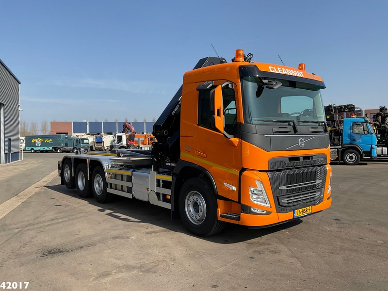 Volvo FM 420 8x2 HMF 28 Tonmeter laadkraan - Гаковий мультиліфт вантажівка, Вантажівка з маніпулятором: фото 5 Volvo FM 420 8x2 HMF 28 Tonmeter laadkraan - Гаковий мультиліфт вантажівка, Вантажівка з маніпулятором: фото 5