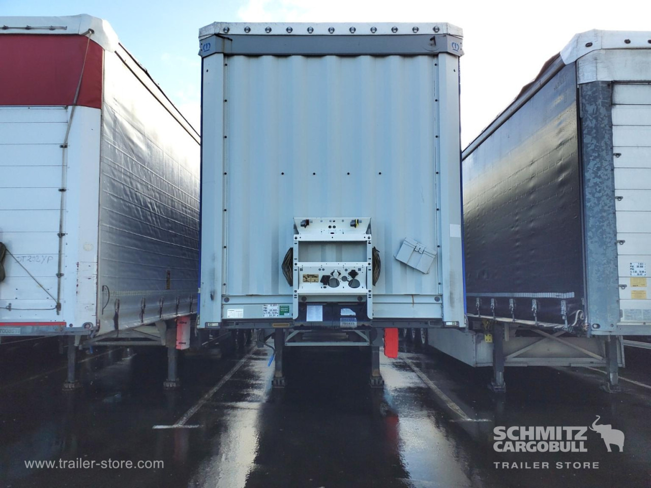 Тентований напівпричіп KRONE Curtainsider Standard: фото 6 Тентований напівпричіп KRONE Curtainsider Standard: фото 6