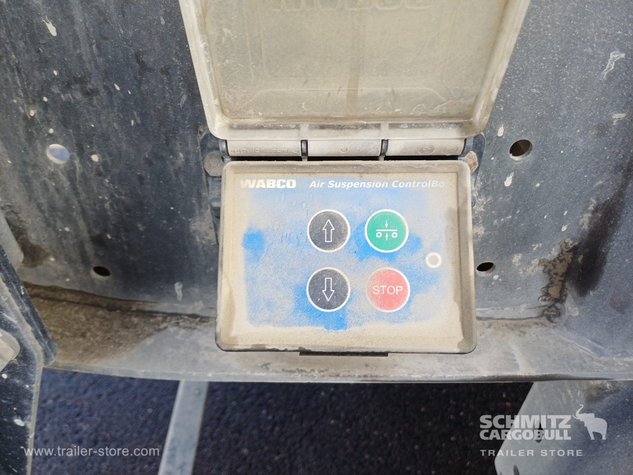 LANGENDORF Auflieger Kipper Stahlrundmulde 24m³ - Самоскид напівпричіп: фото 4 LANGENDORF Auflieger Kipper Stahlrundmulde 24m³ - Самоскид напівпричіп: фото 4