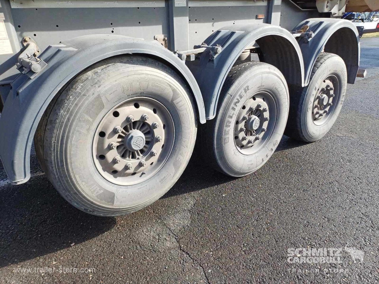 LANGENDORF Auflieger Kipper Stahlrundmulde 24m³ - Самоскид напівпричіп: фото 3 LANGENDORF Auflieger Kipper Stahlrundmulde 24m³ - Самоскид напівпричіп: фото 3