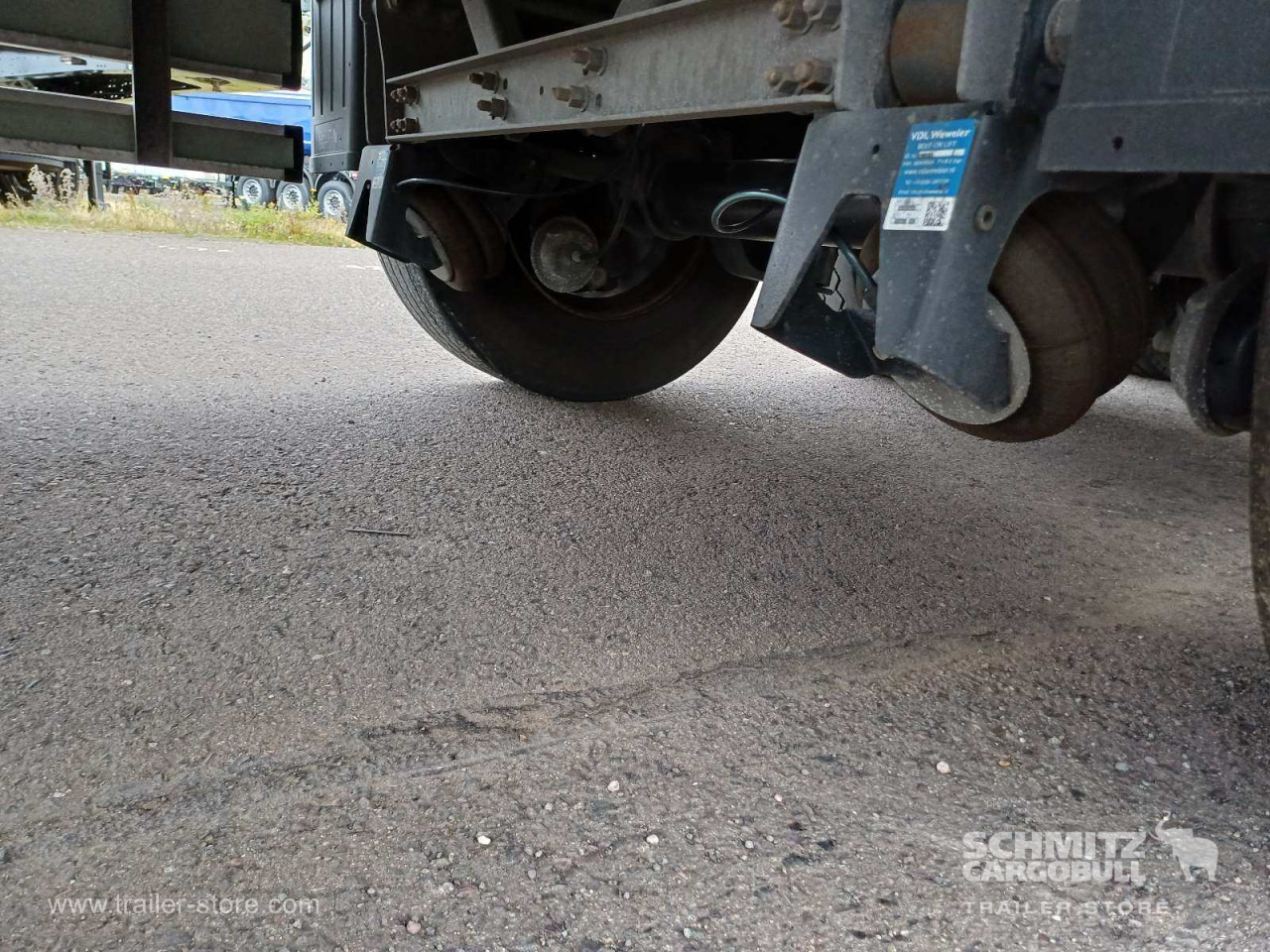 SCHMITZ Auflieger Curtainsider Standard - Тентований напівпричіп: фото 4 SCHMITZ Auflieger Curtainsider Standard - Тентований напівпричіп: фото 4