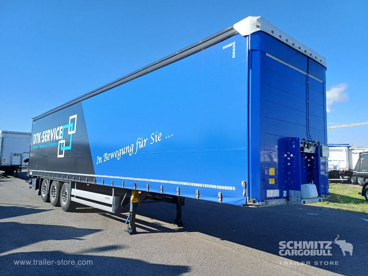 SCHMITZ Auflieger Curtainsider Standard - Тентований напівпричіп: фото 1 SCHMITZ Auflieger Curtainsider Standard - Тентований напівпричіп: фото 1